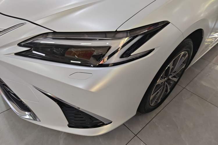 Used Lexus ES 2025 200 Premium Edition