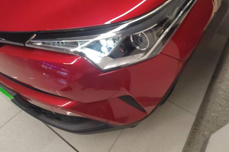 Used Toyota C-HR 2020 2.0L Leading Edition
