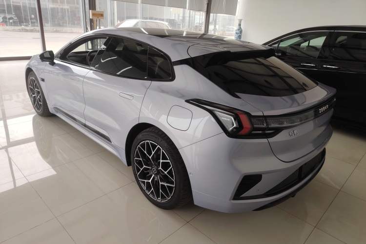 Used Zeekr 001 2026 95° All-Wheel-Drive Max Edition Rear Left 45 Deg