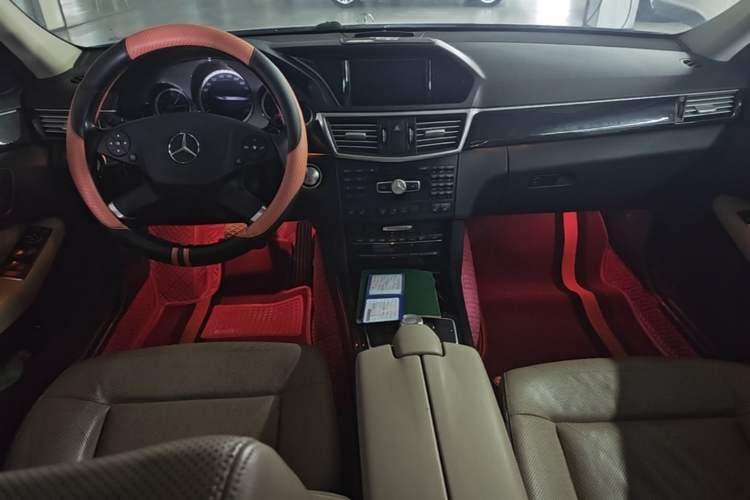 Used Mercedes-Benz E-Class 2012 E 300 L Fashion Model