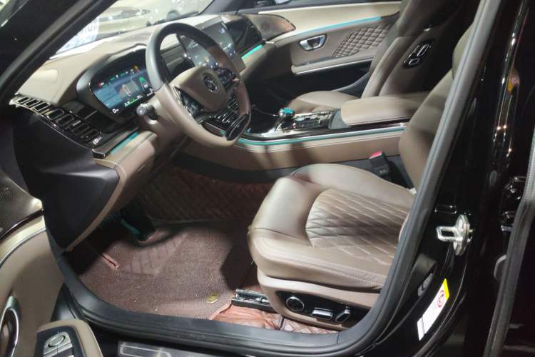 Used BYD Han 2023 EV Champion Edition 605KM Front-Drive Premium Model
