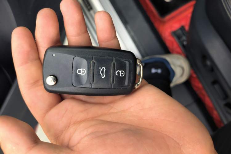 Used Volkswagen Tiguan L 2017 300TSI Automatic Two-Wheel Drive Silk Road Comfort Edition