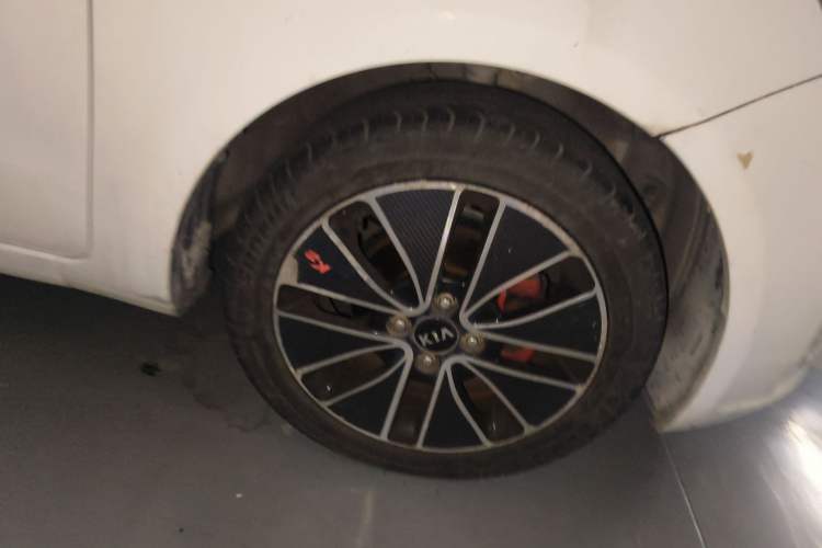 Used Kia K2 2012 Sedan 1.6L Automatic Transmission Premium Commemorative Edition
