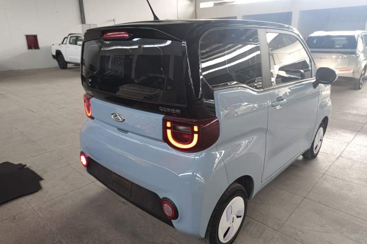 Used Chery QQ Ice Cream 2022 170km Sundae Phosphate Lithium-Ion Rear Right 45 Deg