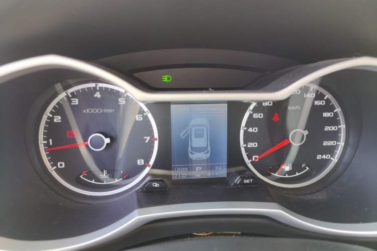 Used Geely Auto Emgrand X7 Sport 2016 1.8TD Automatic ZhiShang Model Instrument Cluster