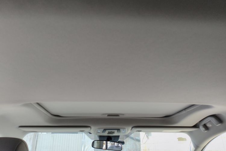 Used Toyota SIENNA 2026 Model 2.5L Dual-Engine Two-Wheel-Drive Comfort Edition Headliner