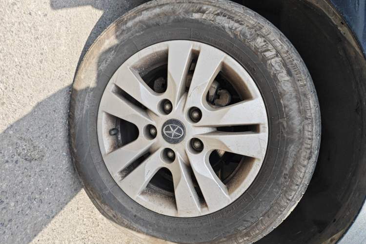 Used JAC Refine M3 2015 Maker Edition 1.6L Luxury Version