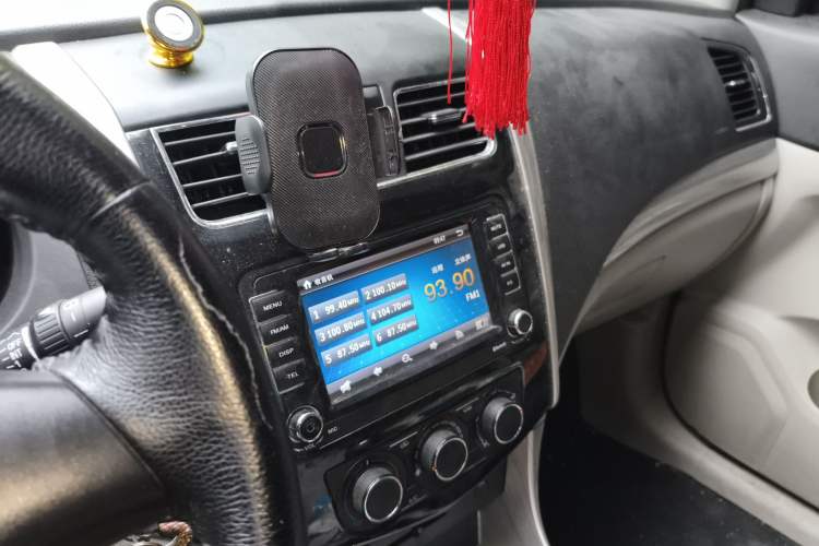 Used FORTHING S500 2016 1.6L Manual Luxury Edition Audio And AC Panel