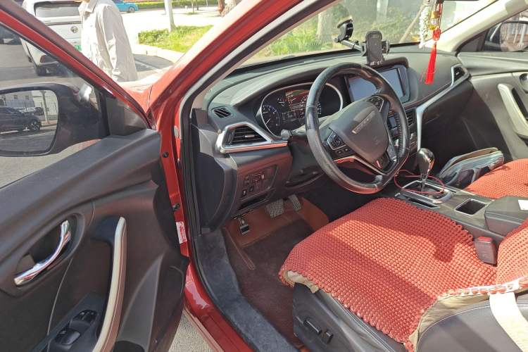 Used Venucia T90 2017 2.0L CVT Smart Edition