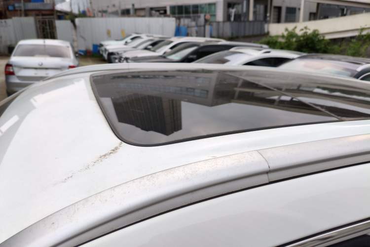 Used Geely Auto Emgrand X7 Sport 2018 1.8TD Automatic Two-Wheel Drive Smart Connect 4G Internet Edition
