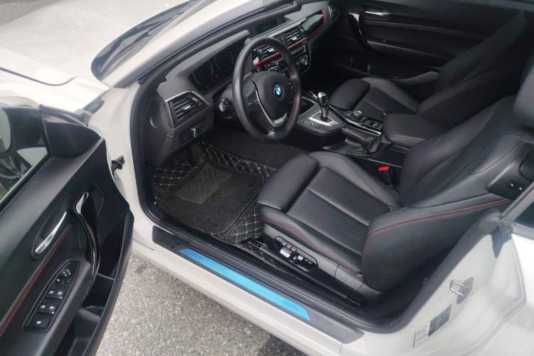 Used BMW 2 Series 2019 225i Convertible Coupe Sports Design Package Driver Seat