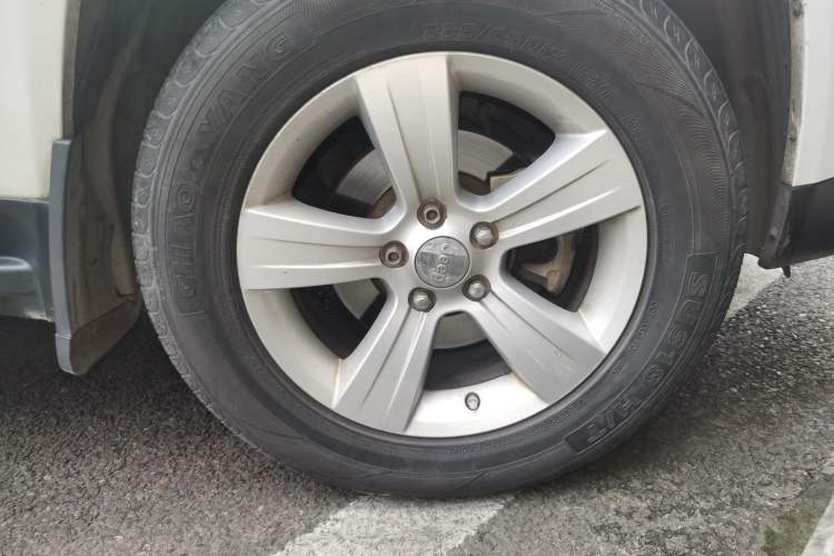 Used Jeep Compass 2013 2.4L four-wheel-drive sport version