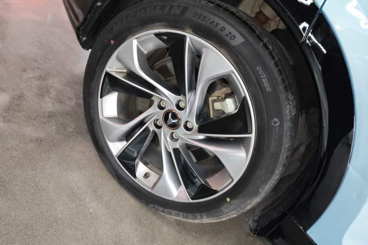 Used VOYAH FREE 2022 Four-Wheel Drive Ultra-Long Range Pure Electric Version