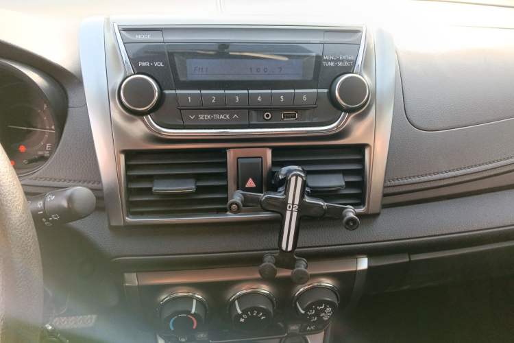 Used Toyota YARiS L Zhi Xuan 2015 1.5E Automatic Charm Edition