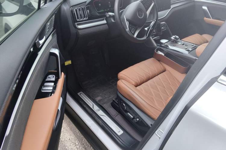 Used BYD Tang New Energy 2023 DM-i Champion Edition 112KM Prestige Model
