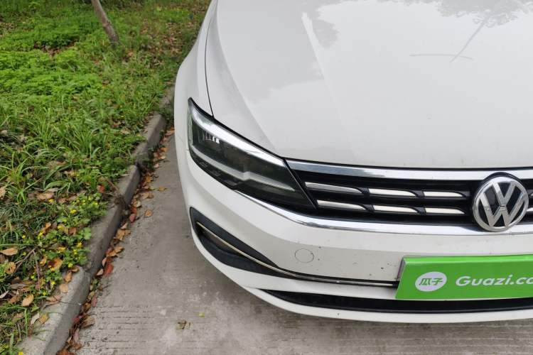 Used Volkswagen Lamando 2019 230TSI DSG Fashion Edition China VI
