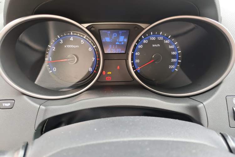 Used Hyundai ix35 2013 2.0L Automatic Two-Wheel Drive Smart GLS China IV Standard