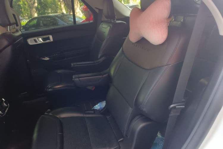 Used Ford Explorer 2020 EcoBoost 285 4x4 Platinum Edition 6 Seats