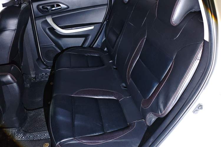 Used Changan CS35 2015 1.6L Manual Luxury Model China IV Standard