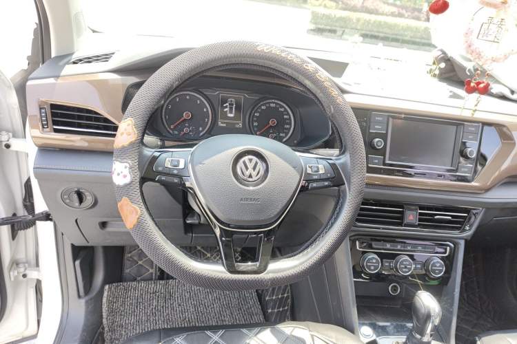 Used Volkswagen Tharu 2019 280TSI Two-Wheel Drive Comfort Edition China V Standard Steering Wheel