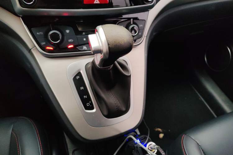 Used Haval M6 2019 1.5T DCT Two-Wheel Drive Elite Version China V Standard