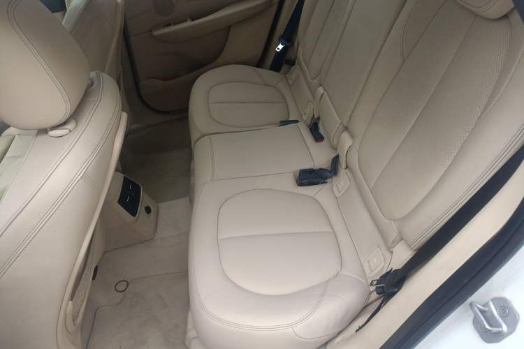 Used BMW 2 Series Active Tourer 2016 220i Luxury Design Package
