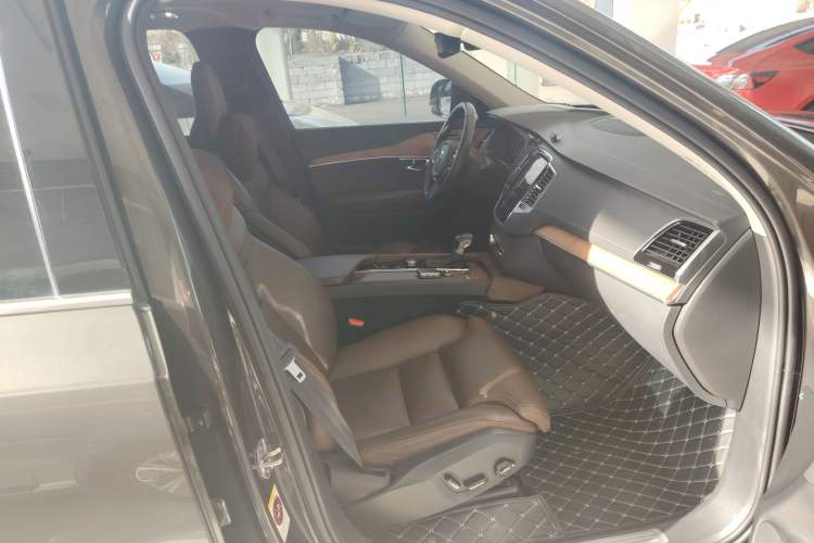 Used Volvo XC90 2019 T6 Zhiya Edition 7-Seater China VI Standard