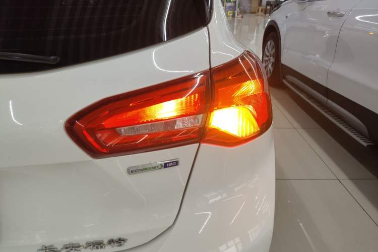 Used Ford Focus 2020 Hatchback EcoBoost 180 Automatic Trend Edition