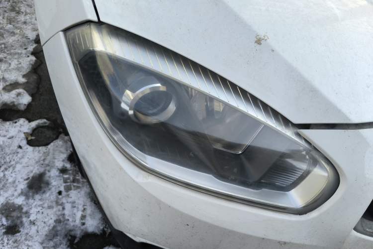 Used Brilliance V5 2014 1.6L Manual Comfort Model
