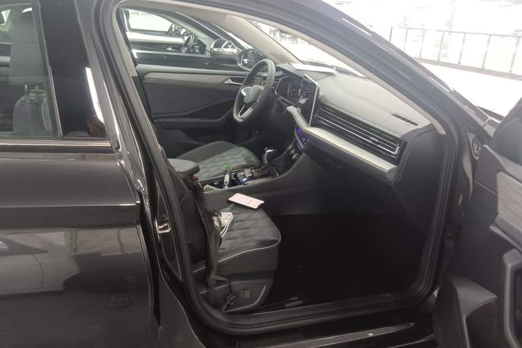 Used Volkswagen Sagitar 2025 Revised Version Three 300TSI DSG Excellence Edition