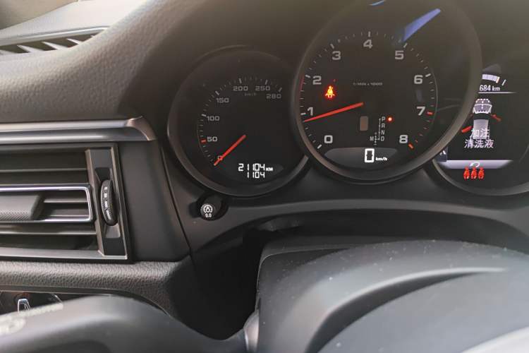 Used Porsche Macan 2021 Macan 2.0T
