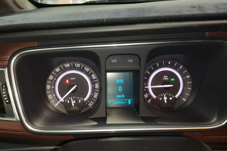 Used Buick GL8 2017 25S Comfort Version China V Standard
