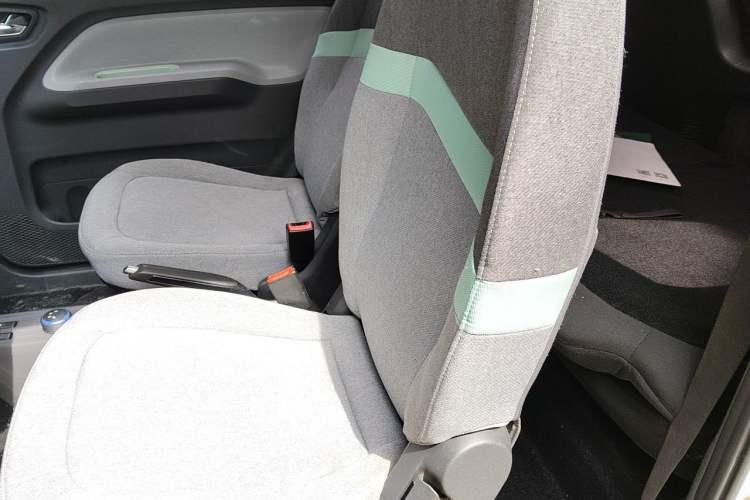 Used Wuling Hongguang MINIEV 2021 Macaron Premium Model – Lithium Iron Phosphate