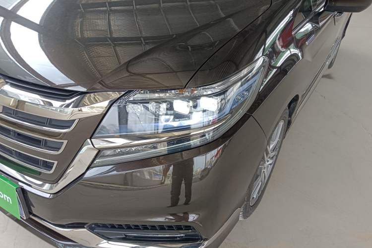 Used Honda Elysion 2019 2.0L Hybrid Luxury Edition
