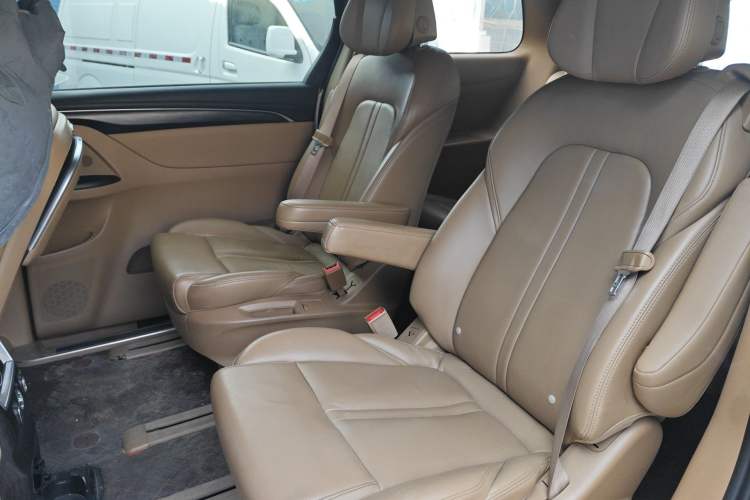 Used Buick GL8 2020 ES Land Cruiser 653T Luxury Edition