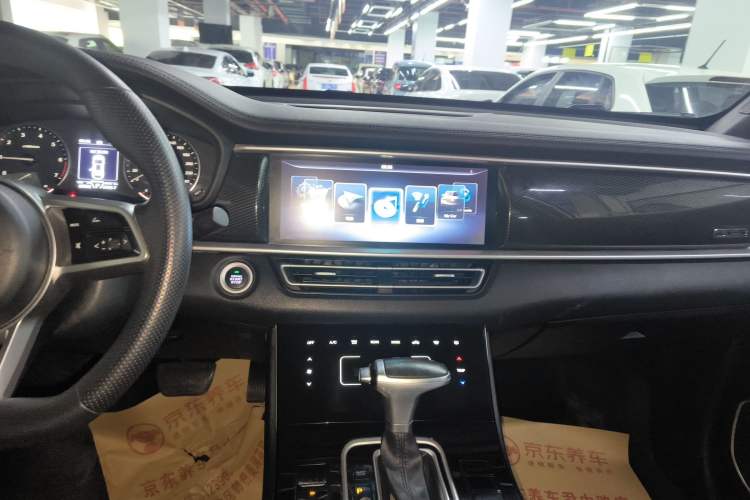 Used Dongfeng Fengon ix7 2020 2.0 TGDI Automatic Two-Wheel Drive Urban Luxury Edition
