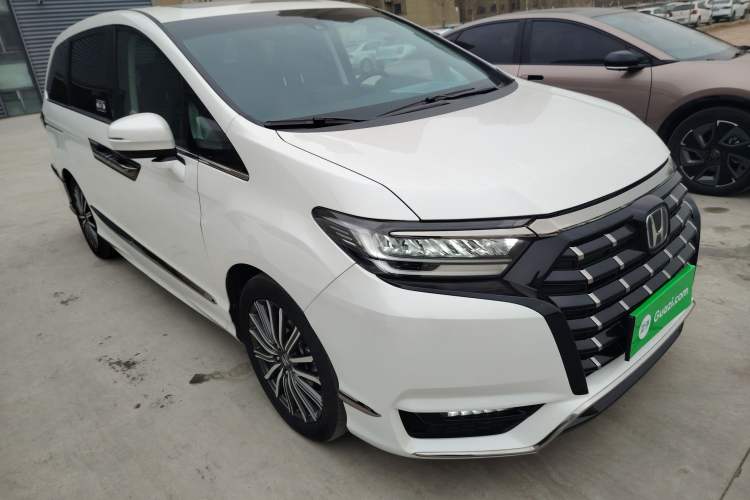 Used Honda Elysion 2022 2.0L eHEV Luxury Edition