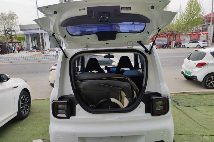 Used Geely Galaxy Panda 2023 Panda Mini 200km Endurance Bear Trunk