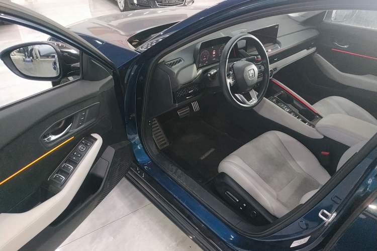 Used Honda Accord New Energy 2023 2.0L ePHEV Flagship Edition
