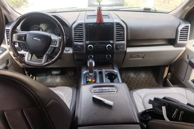 Used Juntian Yongmengzhe 2020 3.5T Luxury Edition Center Console