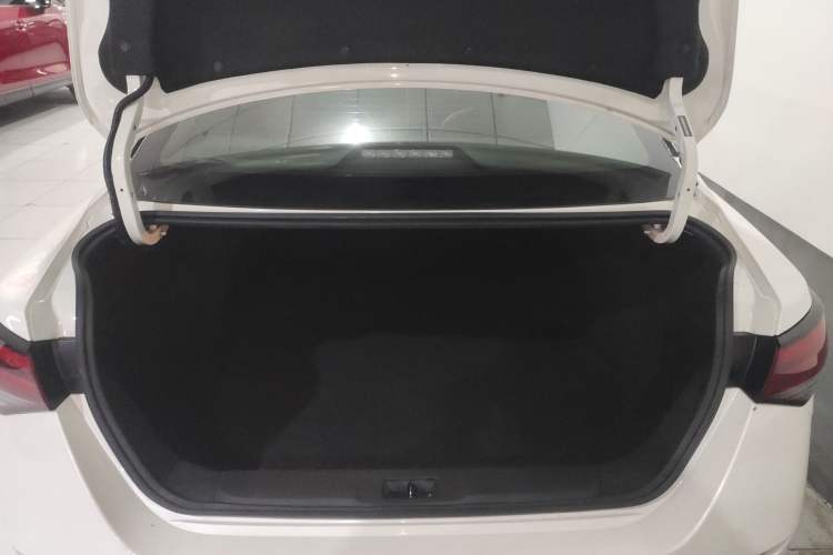 Used Nissan Sylphy 2021 1.6L XL CVT Enjoyment Edition Trunk