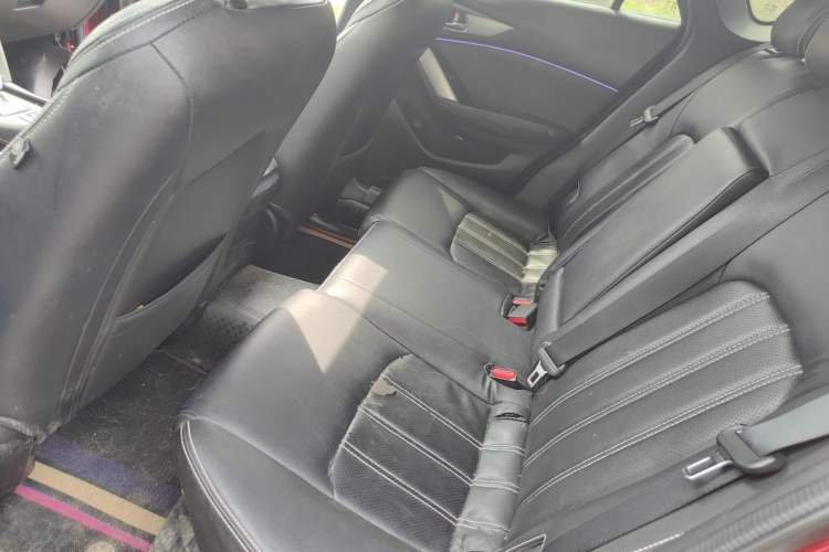 Used Mazda CX-4 2018 2.0L Automatic Two-Wheel Drive Blue Sky Dynamic Version China VI Standard Left Rear Seat