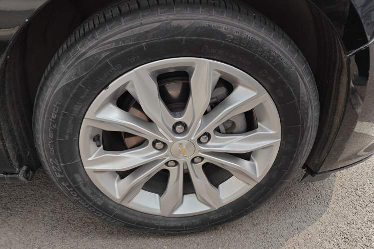 Used Chevrolet Malibu XL 2019 535T CVT Active Version Right Front Wheel Hub