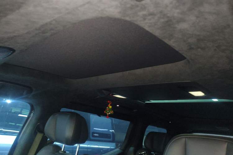 Used Zeekr 009 2024 7-Seater Walk-Through Version Four-Wheel Drive 108 kWh
