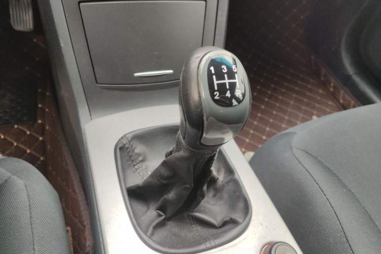 Used Roewe 350 2013 350S 1.5L Manual Xunchi Edition