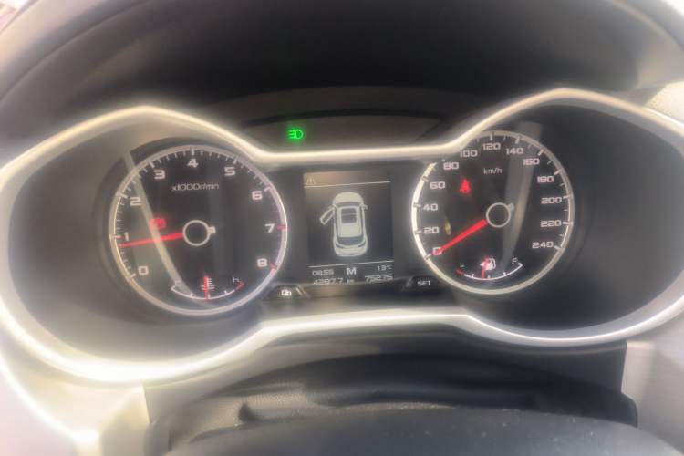 Used Geely Auto Emgrand X7 Sport 2018 2.0L Manual Two-Wheel Drive Zhiya Version Instrument Cluster