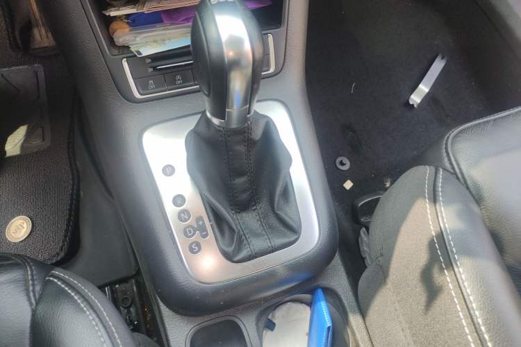 Used Volkswagen Tiguan L 2016 280TSI Automatic Two-Wheel Drive Silk Road Comfort Edition