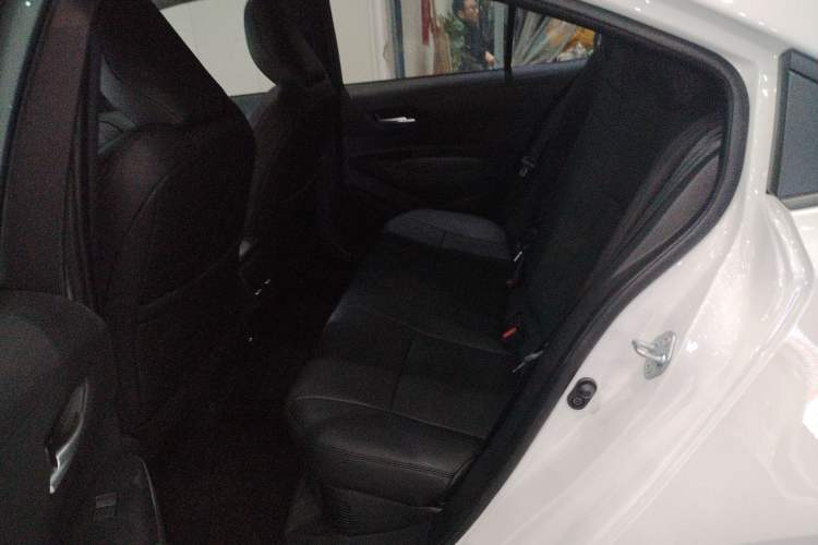 Used Toyota Levin 2024 Smart Electric Hybrid Dual-Engine 1.8L Luxury Edition
