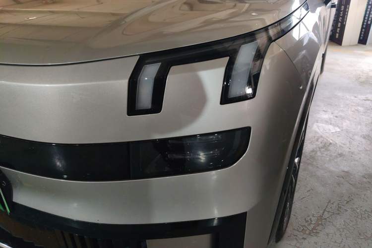 Used Lynk & Co 900 2025 1.5T Ultra
