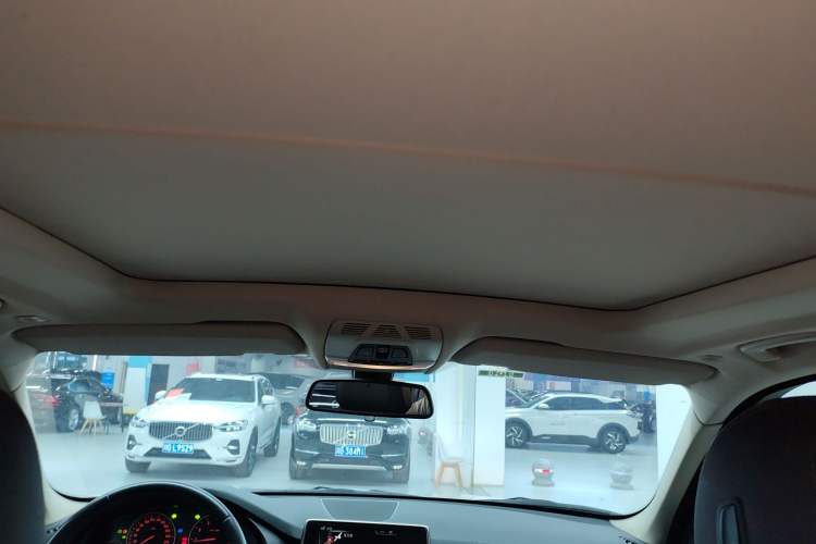 Used BMW X5 2015 xDrive28i Headliner